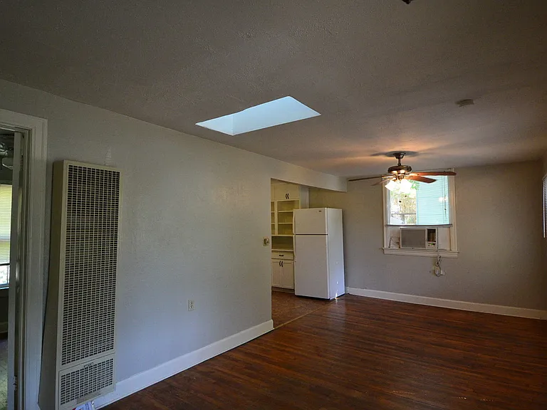 3408 Lafayette Ave — Photo 3