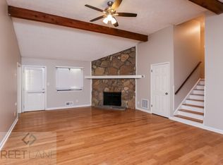 1406 Candlelite Ln, Snellville, GA 30078