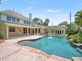 17303 Village Breeze Dr, Tomball, TX 77377