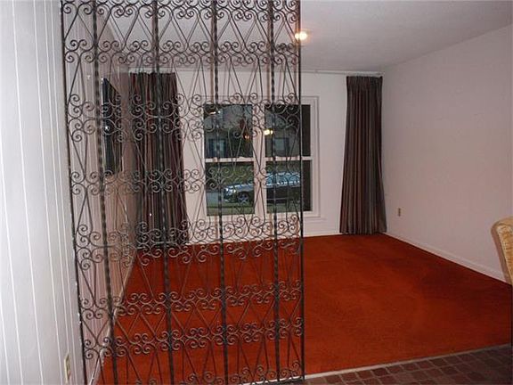 3rd image of 5841 Abbey Dr