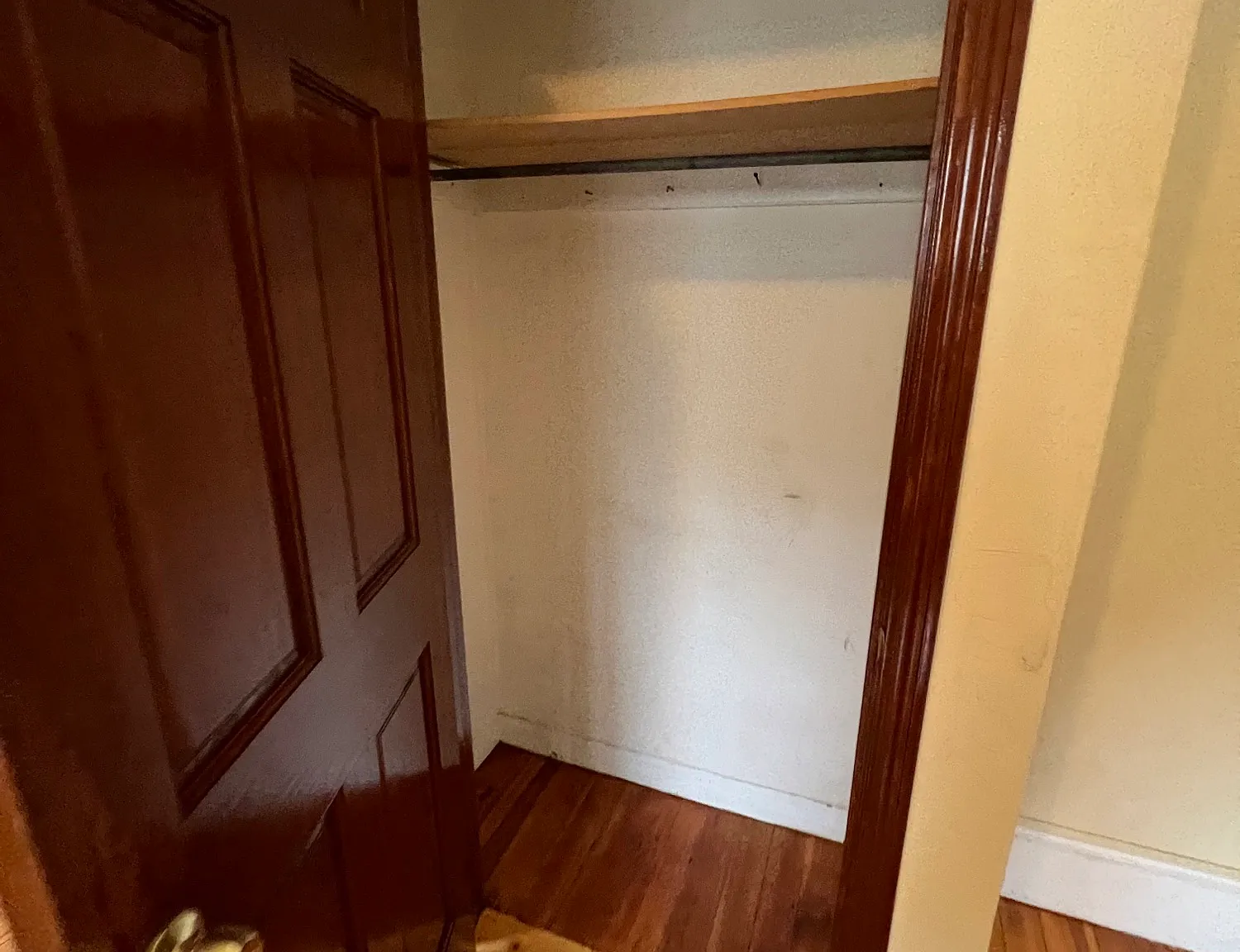 3 bed, 9999 sqft, $3,200 — Photo 4