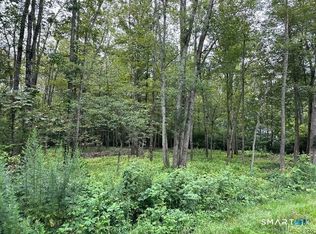 834 Hampton Rd, Pomfret Center, CT 06259