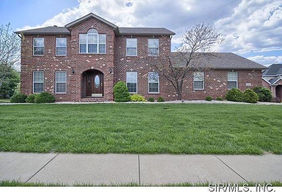 1st image of 10 Wedgewood Dr