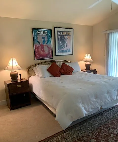 MASTER BEDROOM WITH CLOSET