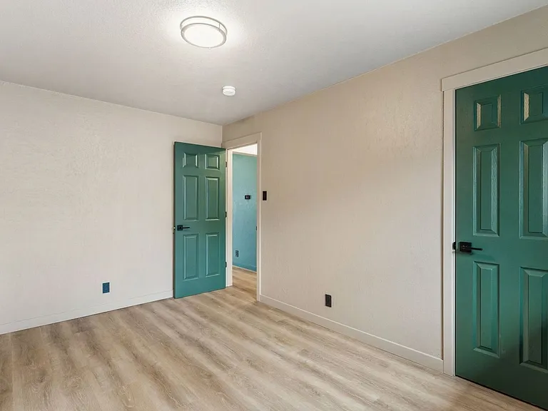 405 Wilhelmia Ave #A — Photo 12