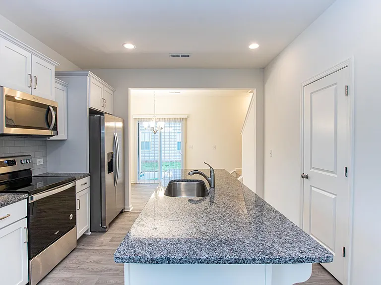 14147 Clayborn St — Photo 4