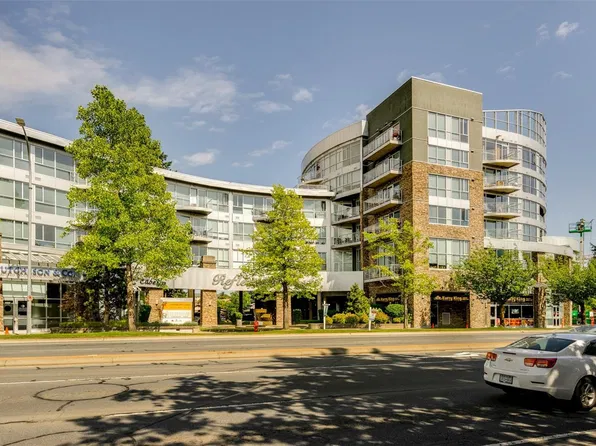 2745 Veterans Memorial Pkwy #418, Langford, BC V9B 0H4