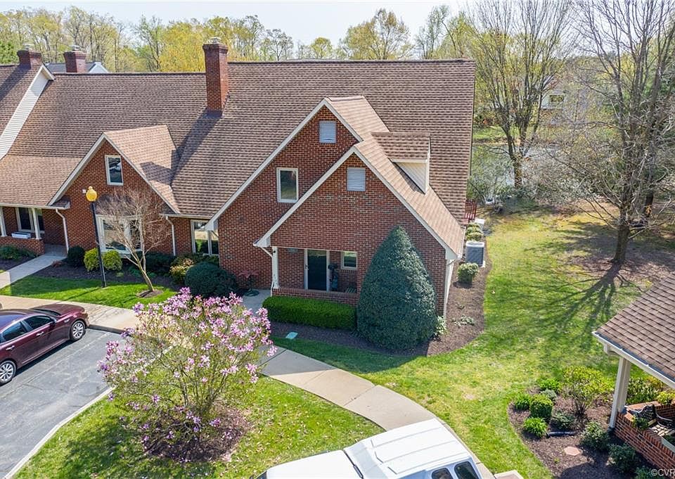 1st image of 3136 Lake Terrace Ct #64