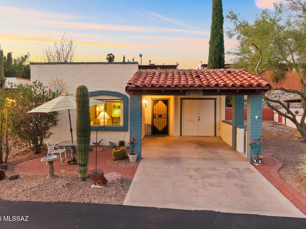 1212 W Calle Alcazar, Green Valley, AZ 85622