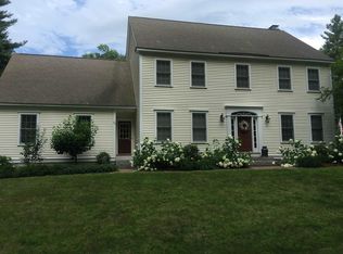 32 Lynne Dr, Hollis, NH 03049