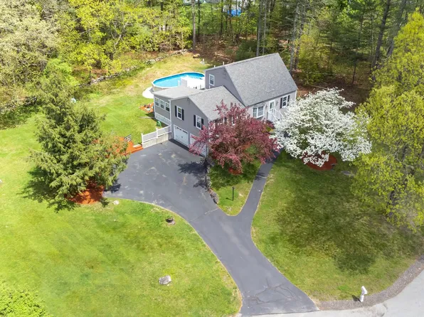 16 Cindy Avenue, Salem, NH 03079