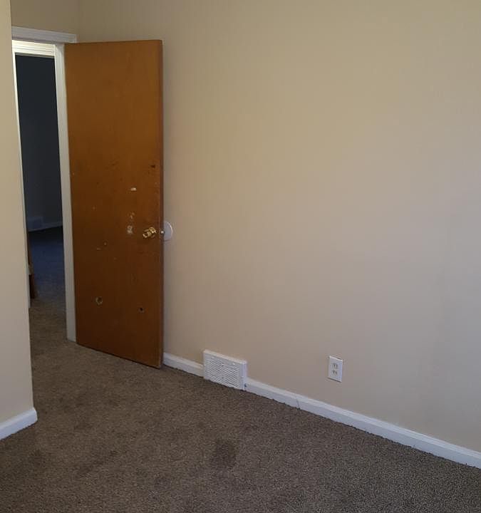 2nd image of 8833 Braile St