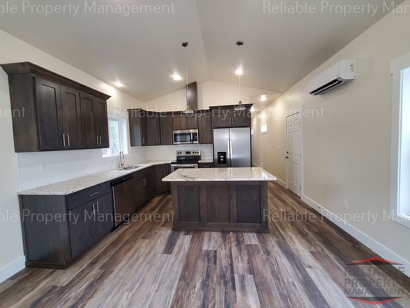 2nd image of 150 2nd St