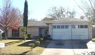 1st image of 702 Salsbury Cir