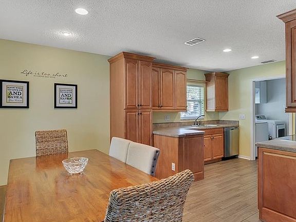 5th image of 1523 Hawkesbury Ct
