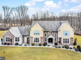 239 European Dr, Fleetwood, PA 19522