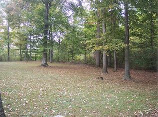 940 Vanhoy Ln, Columbia, KY 42728