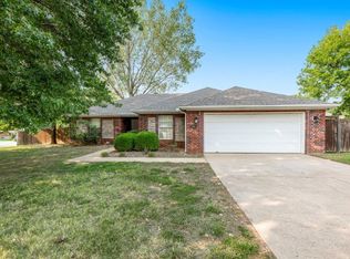 502 Barker Ave, Lowell, AR 72745