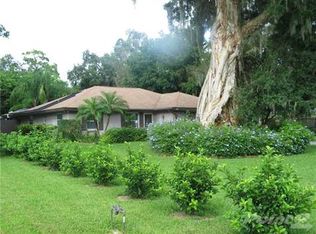 507 68th Avenue Dr W, Bradenton, FL 34207