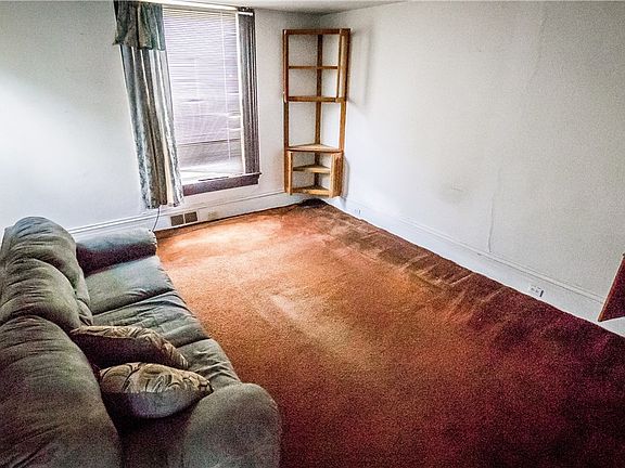 5th image of 212/214 Brown Ave