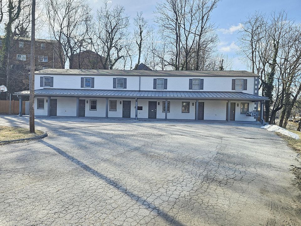 1st image of 1622 Roanoke Ave SW