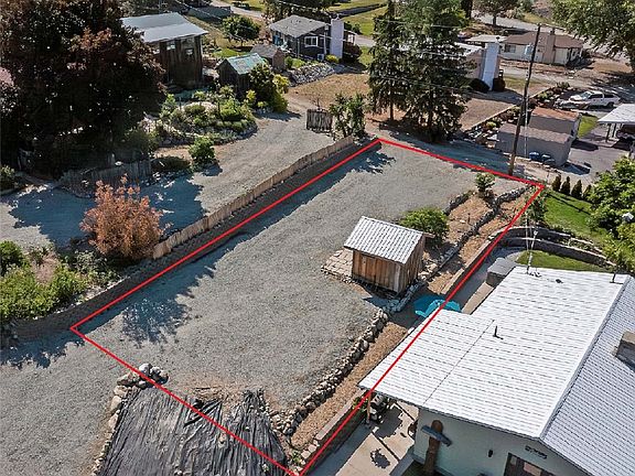 2nd image of 0 E Okanogan Avenue
