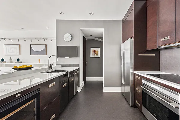 Rented by Corcoran | media 11