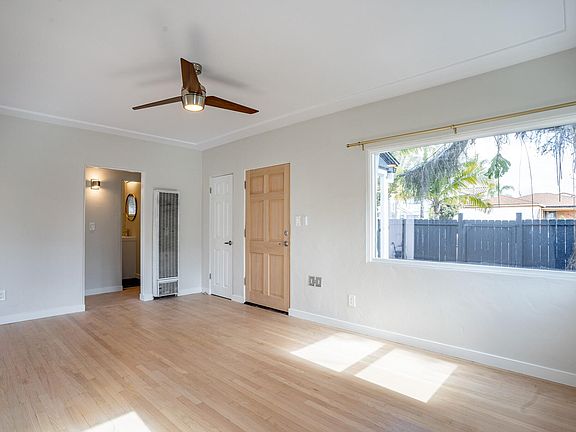 5th image of 4530 52nd St