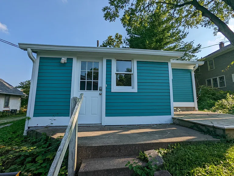 814 W Howe St — Photo 10