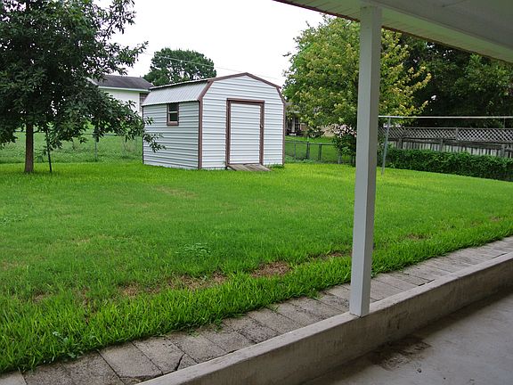 2nd image of 3831 Gayle Ave