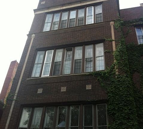 3rd image of 6728 S Paxton Ave APT 1