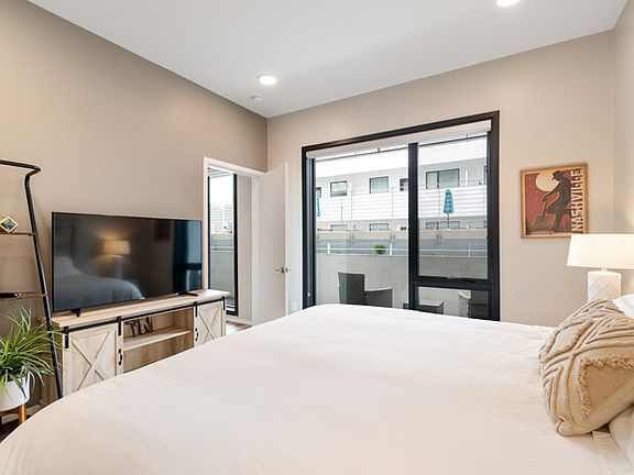 5th image of 920 South St APT 103