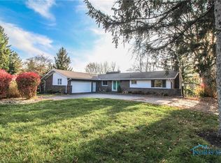 7145 Monroe St, Sylvania, OH 43560