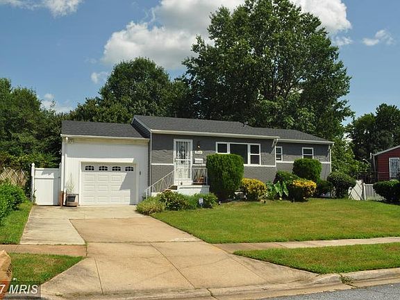 2nd image of 3519 Edwards St