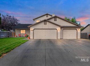 1719 Emerald Dr, Nampa, ID 83686
