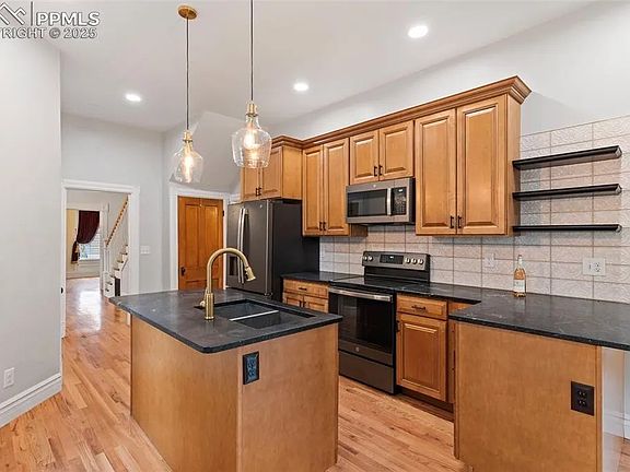 2nd image of 602 S 26th St