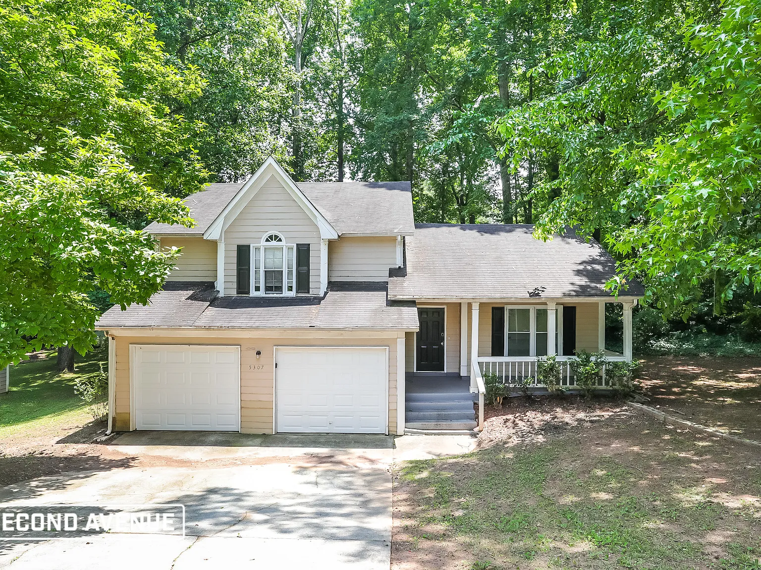 3 bed, 2.5 bath, 1803 sqft, $1,950 — Photo 1