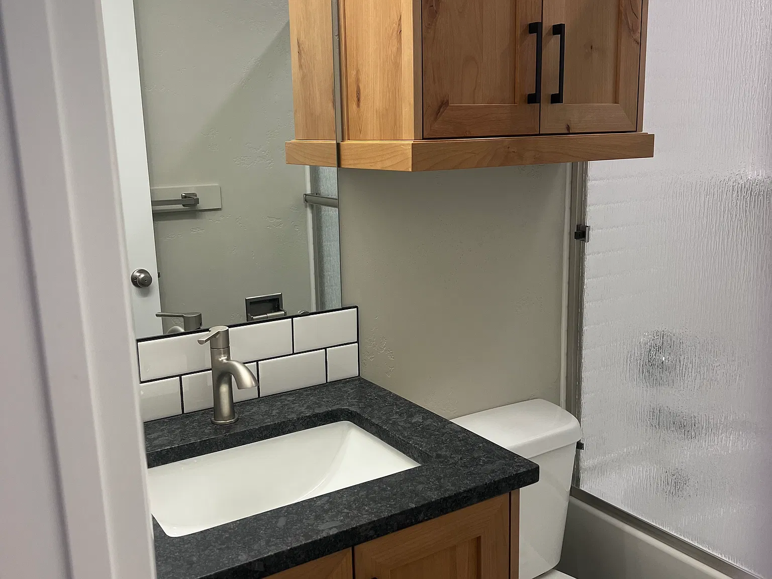 2 bed, 900 sqft, $1,650 — Photo 1