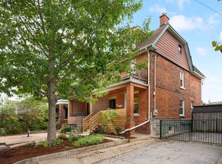 17 Muir Ave, Toronto, ON M6H 1E7