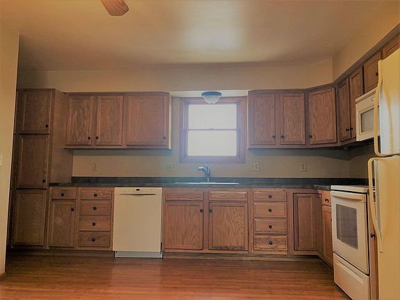 4th image of 167 W Paradise Dr #167