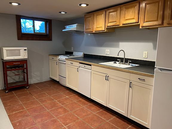 5th image of 1428 E Evans Ave #1/2
