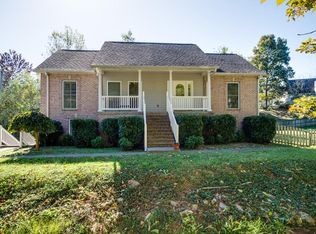145 Villages Ct, White House, TN 37188