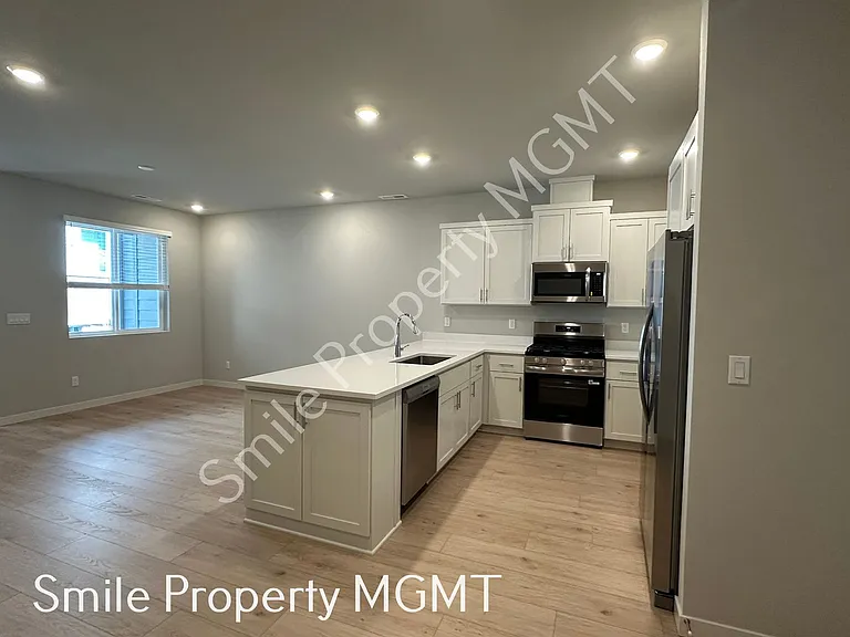 16684 SW Darling Ln — Photo 6