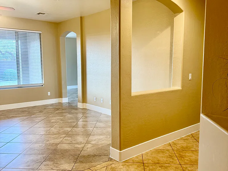 40148 N Perrone St — Photo 8