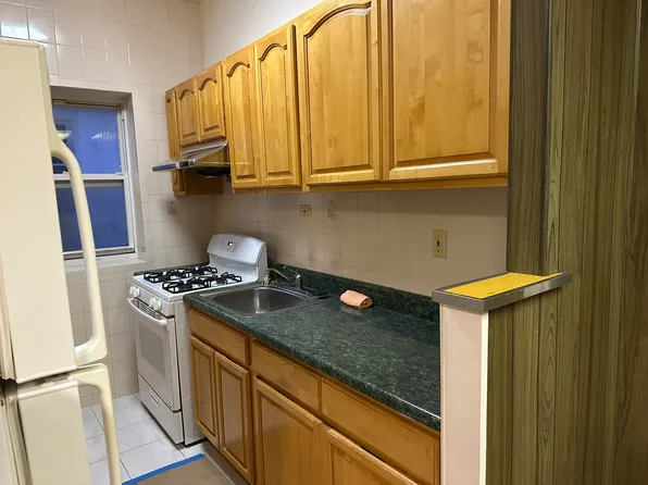 2053 East 24th Street image 8 of 16