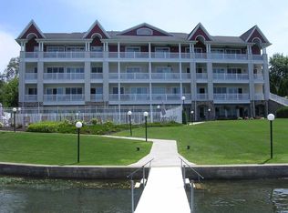 9042 E Hatchery Rd APT 7, Syracuse, IN 46567