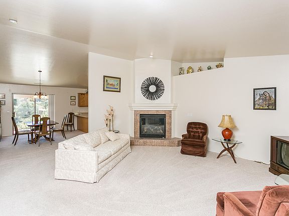3rd image of 2393 W OAKWOOD Drive