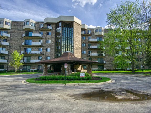 2nd image of 1275 E Baldwin Ln Unit 300