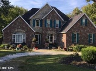 323 Stone Cottage Dr, Sarcoxie, MO 64862