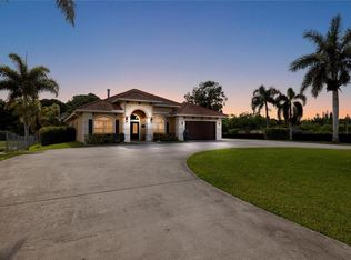 5701 SW 210th Ter, Southwest Ranches, FL 33332